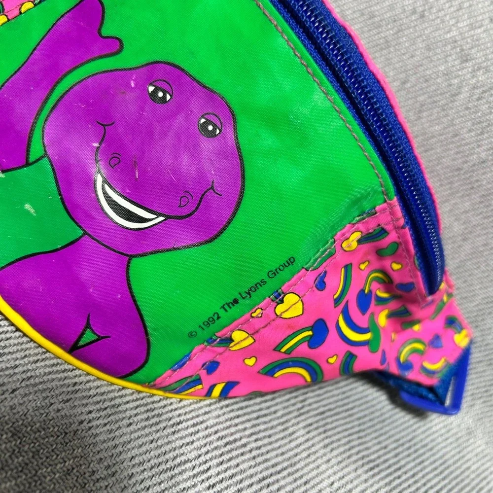 Barney Fanny Pack Kids OS Pink Vintage 1992 Lyons Group Waist Bag Rainbow Heart